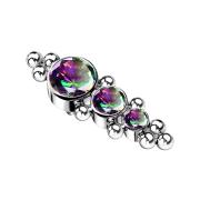 Ancrage cutané argenté avec des boules et...