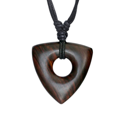 Halskette schwarz Anhänger Stammes Dreieck aus Narra Holz