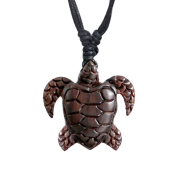 Collier noir pendentif tortue en bois Narra