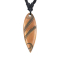 Collier noir pendentif Surf gravure dragon en bois Sawo
