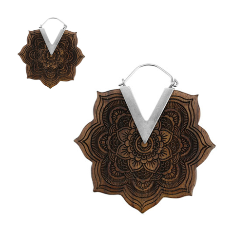 Earring silver flower engraved from Narra wood