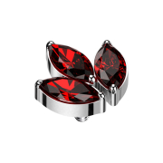 Anello cutaneo argento con tre cristalli ovali rossi