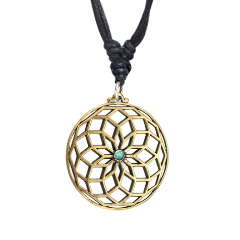 Collier noir pendentif doré fleur de lotus avec pierre turquoise