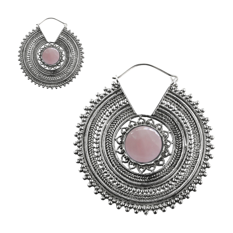 Orecchini in argento con puntini e intrecci con pietra di quarzo rosa