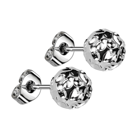 Orecchini in argento con pallina martellata