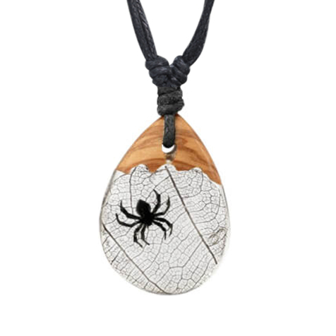 Collier noir pendentif ours polaire époxy bleu en bois de tamarin