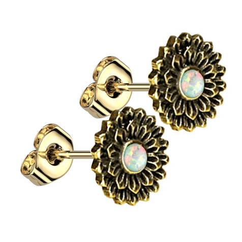 Clous doreilles dorés Lotus fleur opale blanche