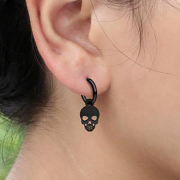 Anhänger schwarz Totenkopf