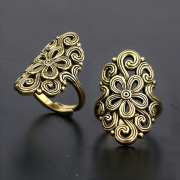 Ring vergoldet Blume geschwungen