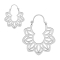 Boucle doreille argentée en forme de beignet et de fleur