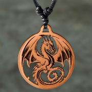 Collana nera con ciondolo a forma di drago in legno di sawo